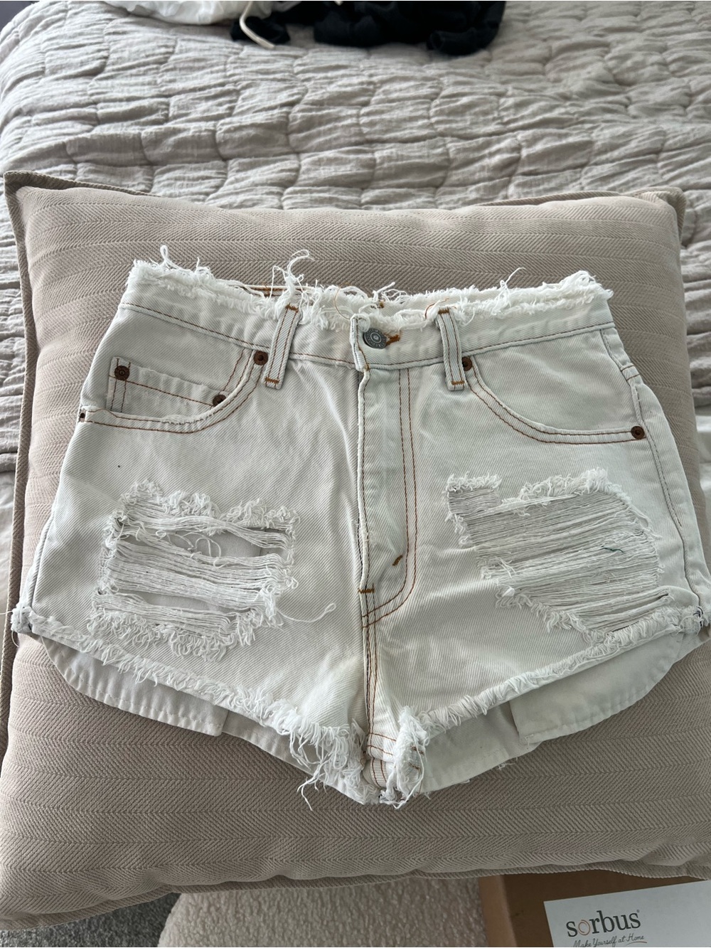 Levi Strauss White Distressed High-Rise Jean Shorts W30 - read descrip!